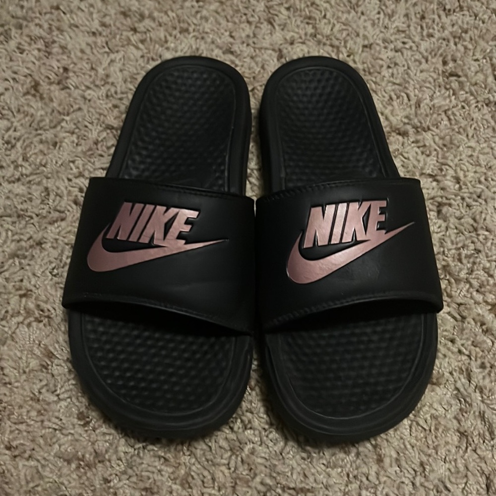 Nike • Women's Black Slides / Sandals • Size: 9